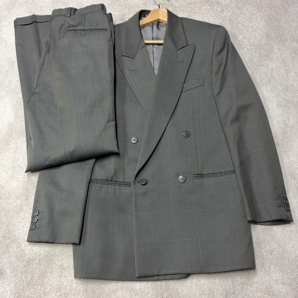 Vintage Yves Saint Laurent 2 Piece Suit Wool Double Breasted Gray Plaid Mens 38